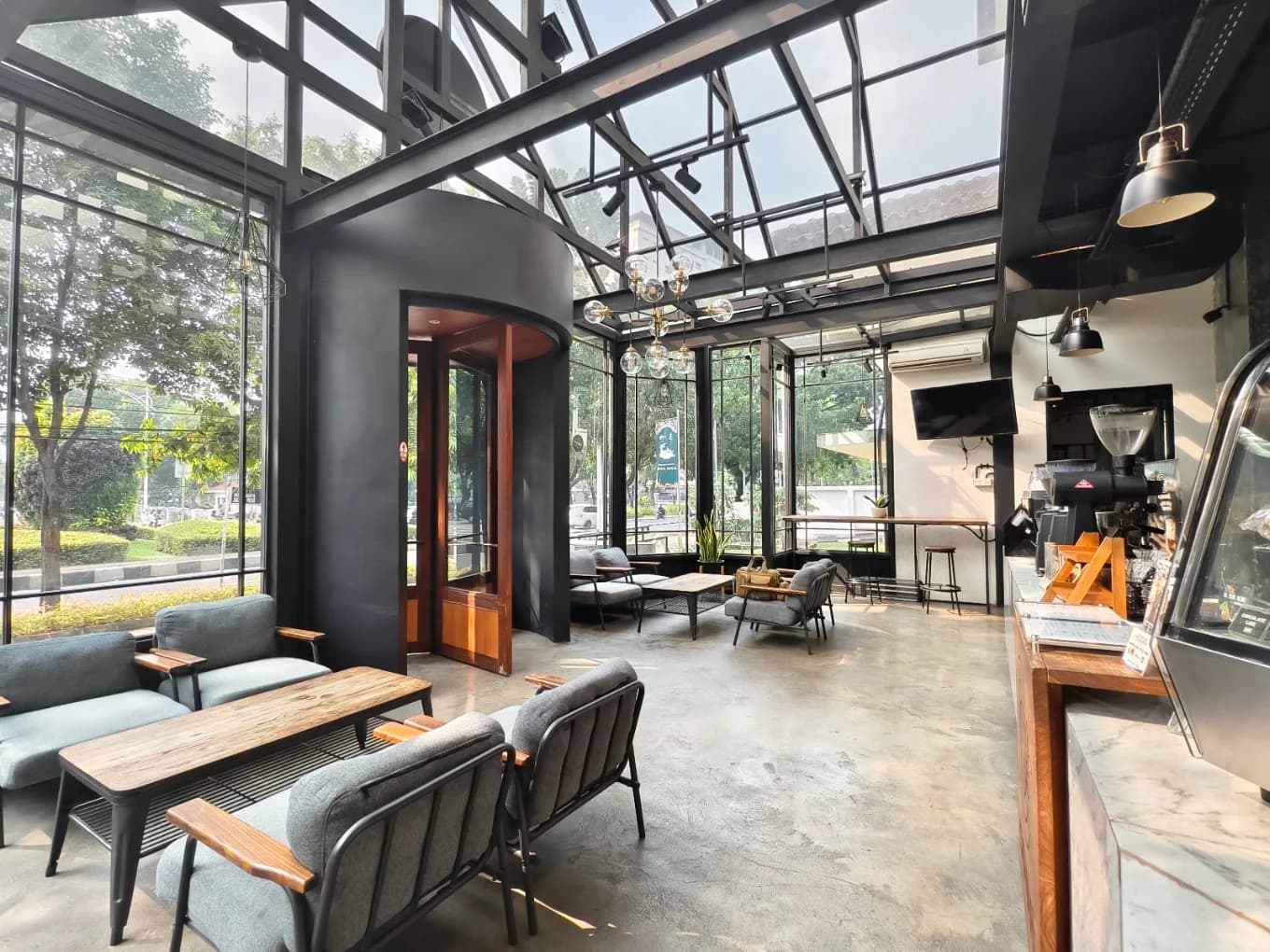 Covare Cafe & Workspace